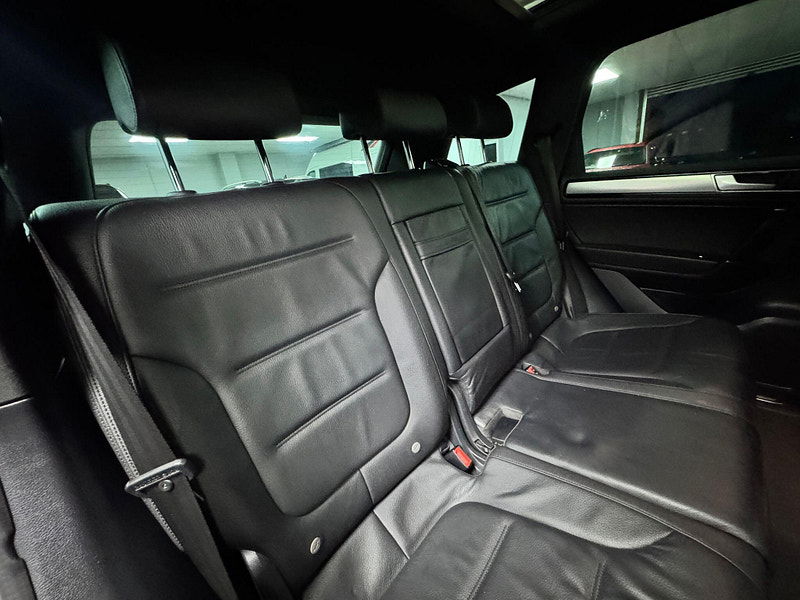 Volkswagen Touareg 3.0 TDI V6 BlueMotion Tech R-Line Tiptronic 4WD Euro 6 (s/s) 5dr 5dr Automatic 2026