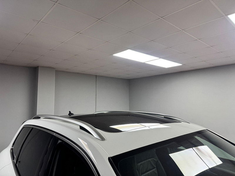 Volkswagen Touareg 3.0 TDI V6 BlueMotion Tech R-Line Tiptronic 4WD Euro 6 (s/s) 5dr 5dr Automatic 2026