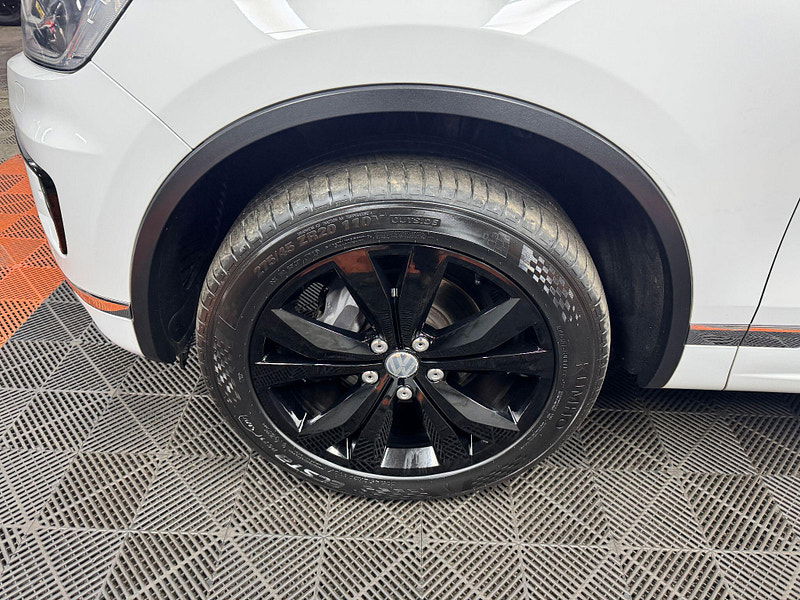 Volkswagen Touareg 3.0 TDI V6 BlueMotion Tech R-Line Tiptronic 4WD Euro 6 (s/s) 5dr 5dr Automatic 2026