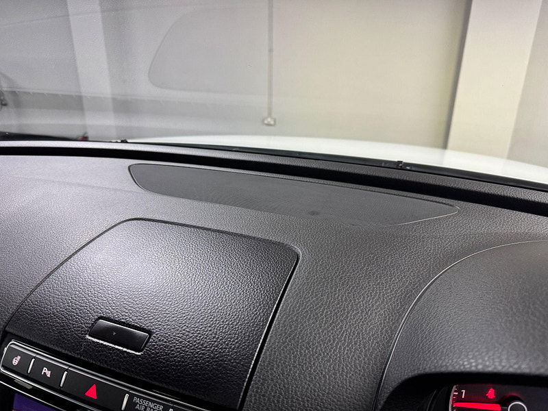 Volkswagen Touareg 3.0 TDI V6 BlueMotion Tech R-Line Tiptronic 4WD Euro 6 (s/s) 5dr 5dr Automatic 2026