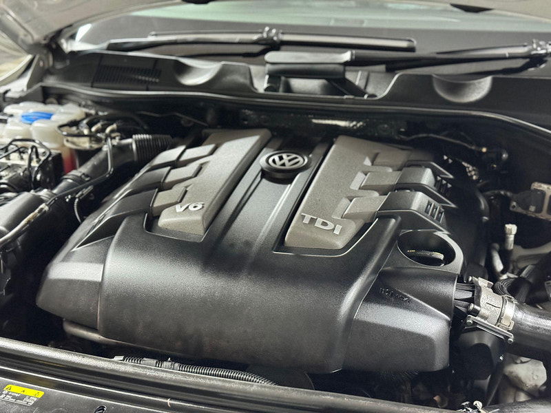 Volkswagen Touareg 3.0 TDI V6 BlueMotion Tech R-Line Tiptronic 4WD Euro 6 (s/s) 5dr 5dr Automatic 2026