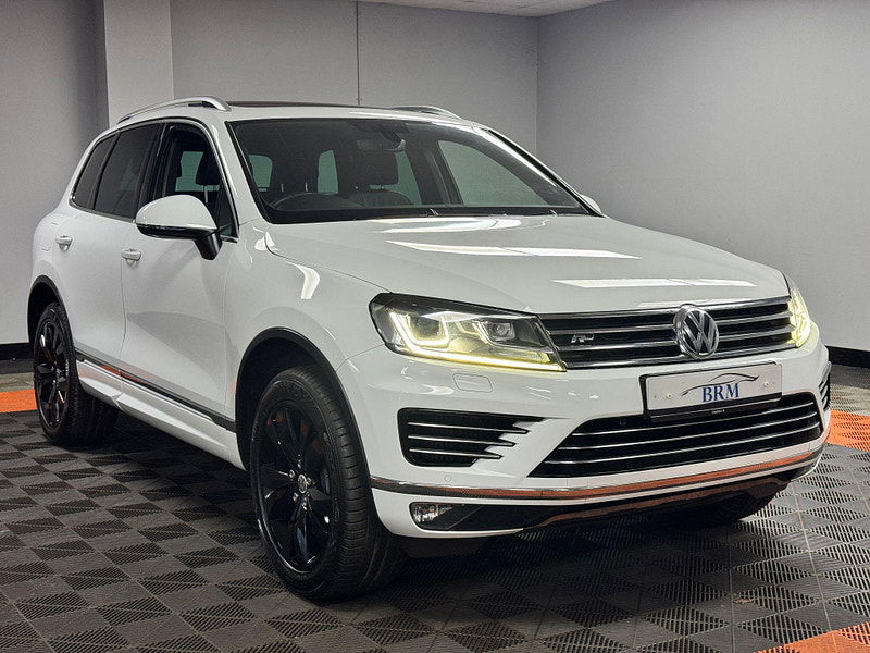 Volkswagen Touareg 3.0 TDI V6 BlueMotion Tech R-Line Tiptronic 4WD Euro 6 (s/s) 5dr 5dr Automatic 2026