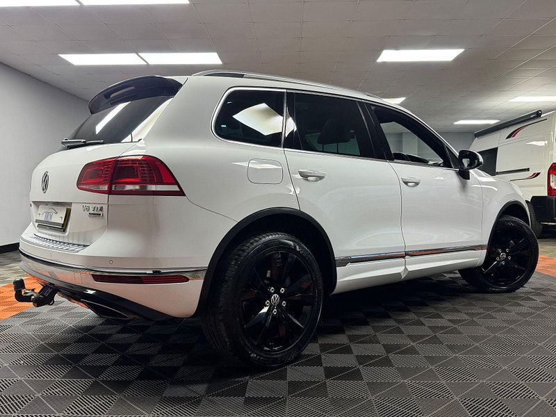 Volkswagen Touareg 3.0 TDI V6 BlueMotion Tech R-Line Tiptronic 4WD Euro 6 (s/s) 5dr 5dr Automatic 2026