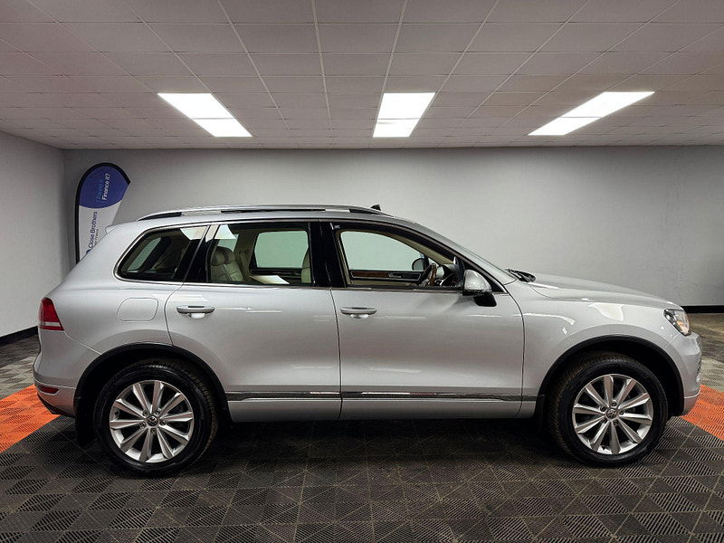 Volkswagen Touareg 3.0 TDI V6 BlueMotion Tech SE Tiptronic 4WD Euro 5 (s/s) 5dr 5dr Automatic 2025