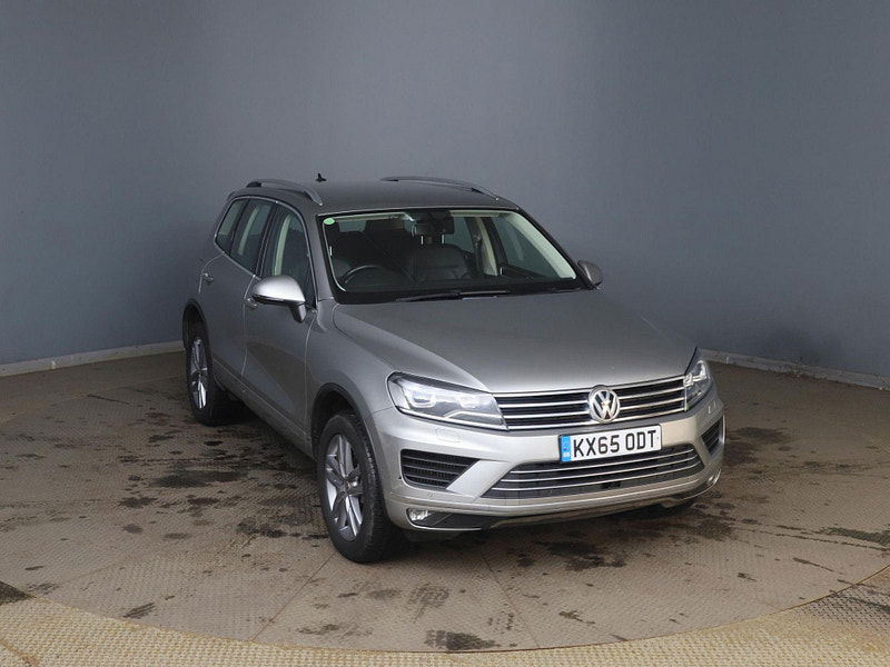 Volkswagen Touareg 3.0 TDI V6 BlueMotion Tech SE Tiptronic 4WD Euro 6 (s/s) 5dr 5dr Automatic 2025