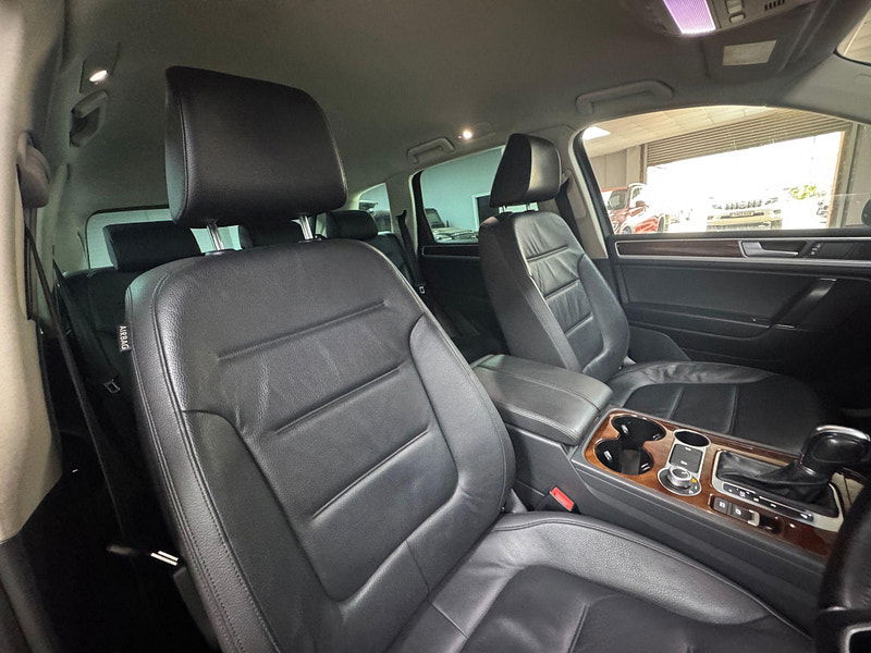 Volkswagen Touareg 3.0 TDI V6 BlueMotion Tech SE Tiptronic 4WD Euro 6 (s/s) 5dr 5dr Automatic 2025