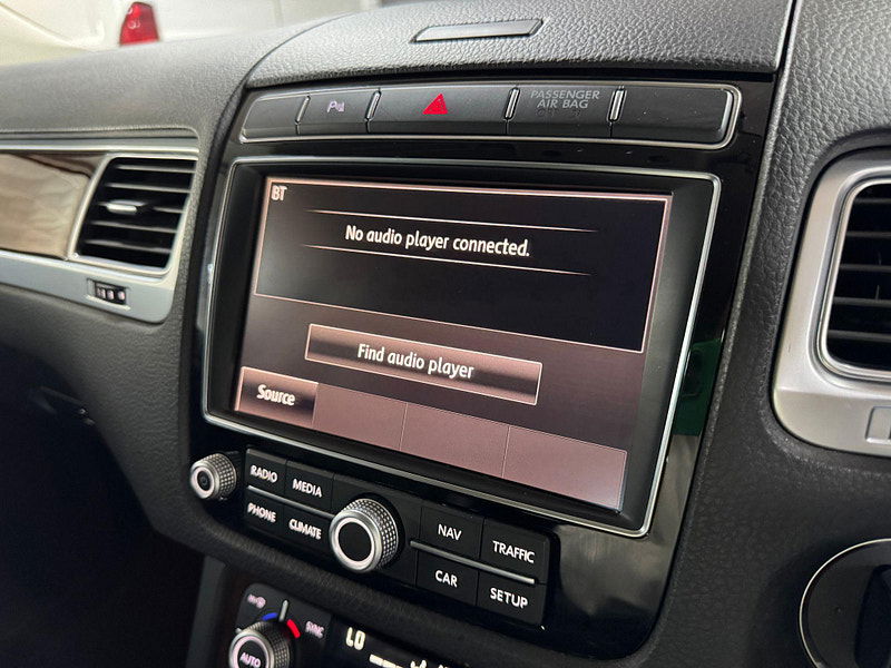 Volkswagen Touareg 3.0 TDI V6 BlueMotion Tech SE Tiptronic 4WD Euro 6 (s/s) 5dr 5dr Automatic 2025