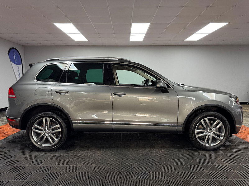 Volkswagen Touareg 3.0 TDI V6 BlueMotion Tech SE Tiptronic 4WD Euro 6 (s/s) 5dr 5dr Automatic 2025