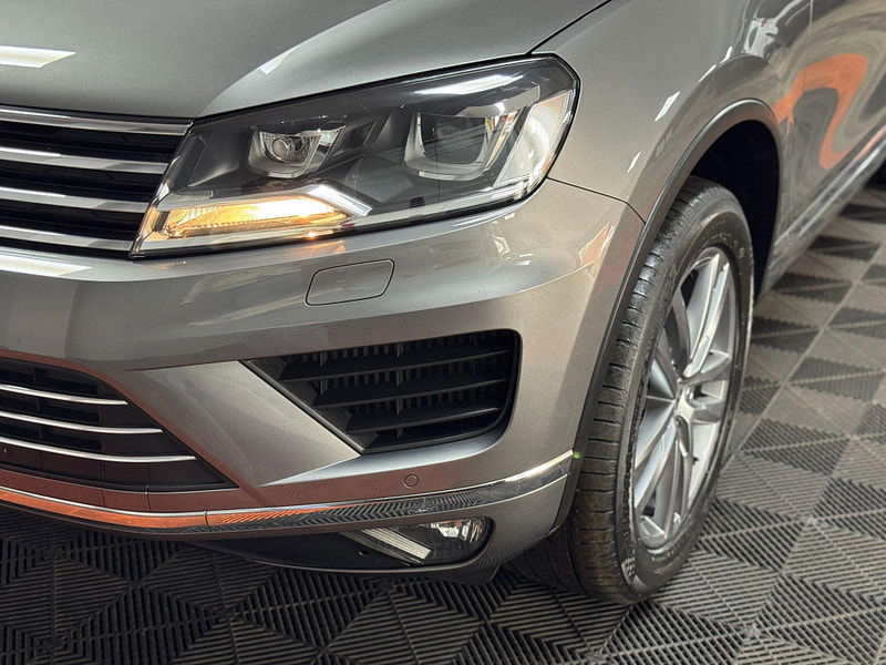 Volkswagen Touareg 3.0 TDI V6 BlueMotion Tech SE Tiptronic 4WD Euro 6 (s/s) 5dr 5dr Automatic 2025
