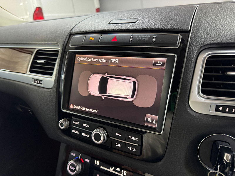 Volkswagen Touareg 3.0 TDI V6 BlueMotion Tech SE Tiptronic 4WD Euro 6 (s/s) 5dr 5dr Automatic 2025