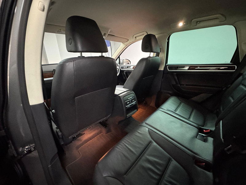 Volkswagen Touareg 3.0 TDI V6 BlueMotion Tech SE Tiptronic 4WD Euro 6 (s/s) 5dr 5dr Automatic 2025
