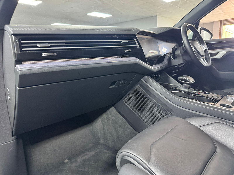 Volkswagen Touareg 3.0 TDI V6 R-Line Tiptronic 4Motion Euro 6 (s/s) 5dr 5dr Automatic 2025