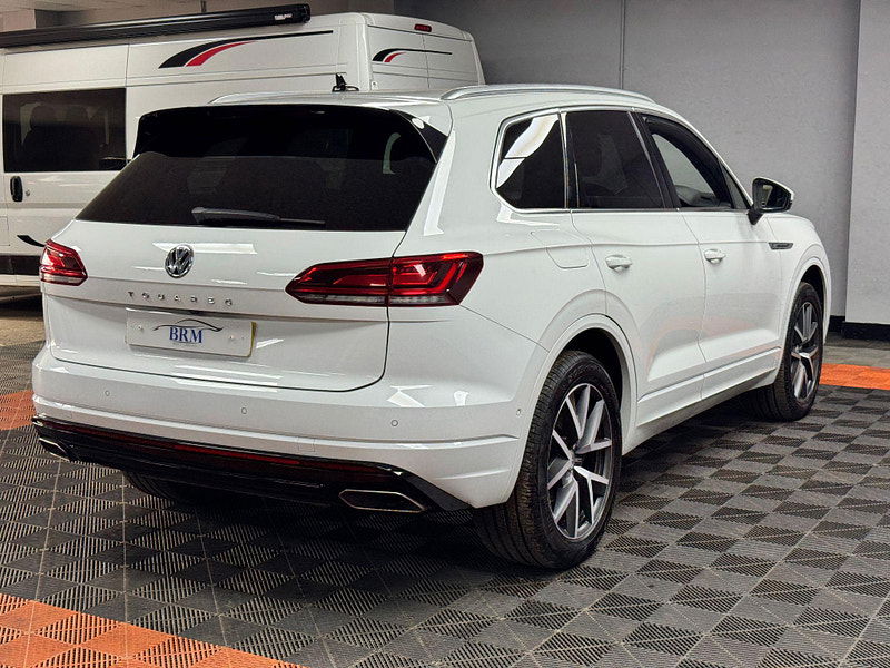 Volkswagen Touareg 3.0 TDI V6 R-Line Tiptronic 4Motion Euro 6 (s/s) 5dr 5dr Automatic 2025