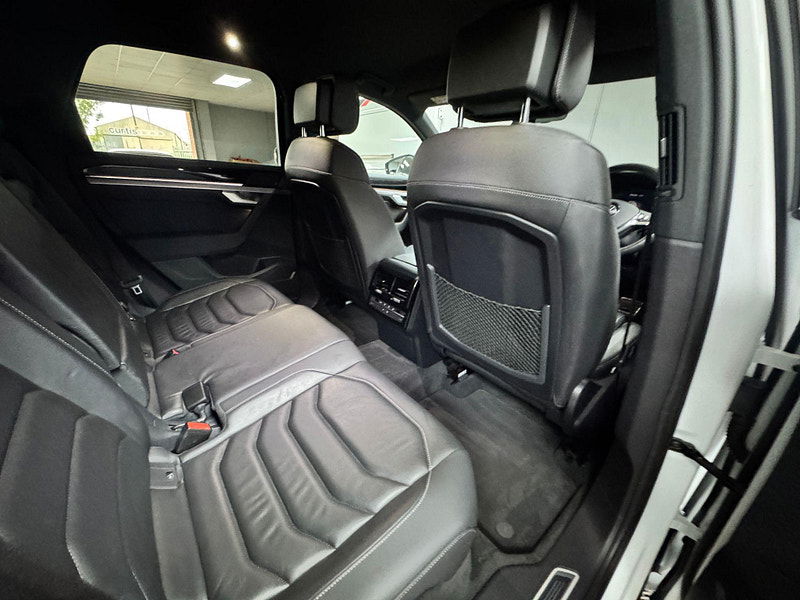 Volkswagen Touareg 3.0 TDI V6 R-Line Tiptronic 4Motion Euro 6 (s/s) 5dr 5dr Automatic 2025