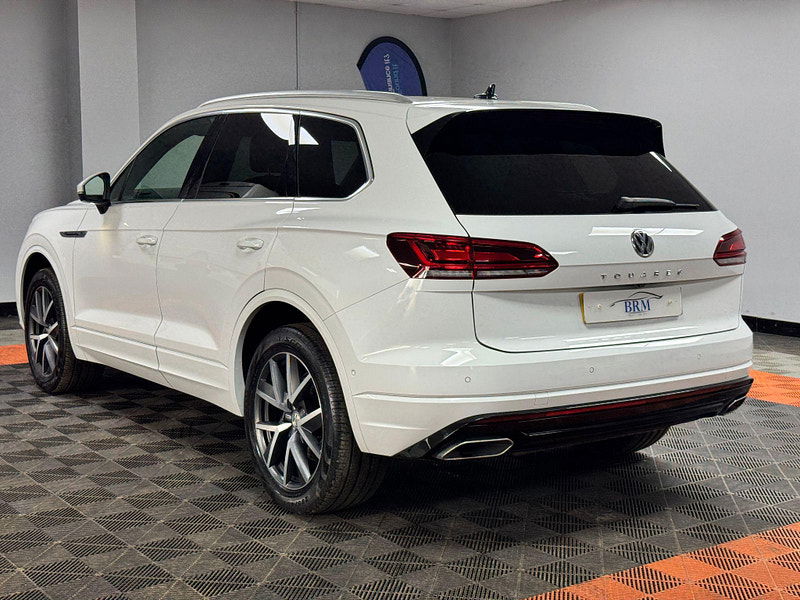 Volkswagen Touareg 3.0 TDI V6 R-Line Tiptronic 4Motion Euro 6 (s/s) 5dr 5dr Automatic 2025