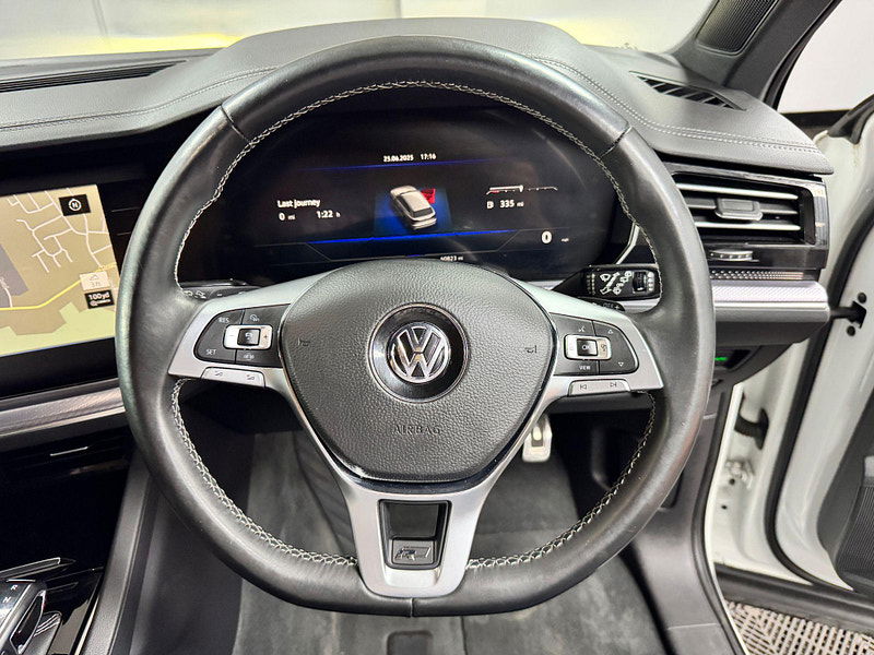 Volkswagen Touareg 3.0 TDI V6 R-Line Tiptronic 4Motion Euro 6 (s/s) 5dr 5dr Automatic 2025