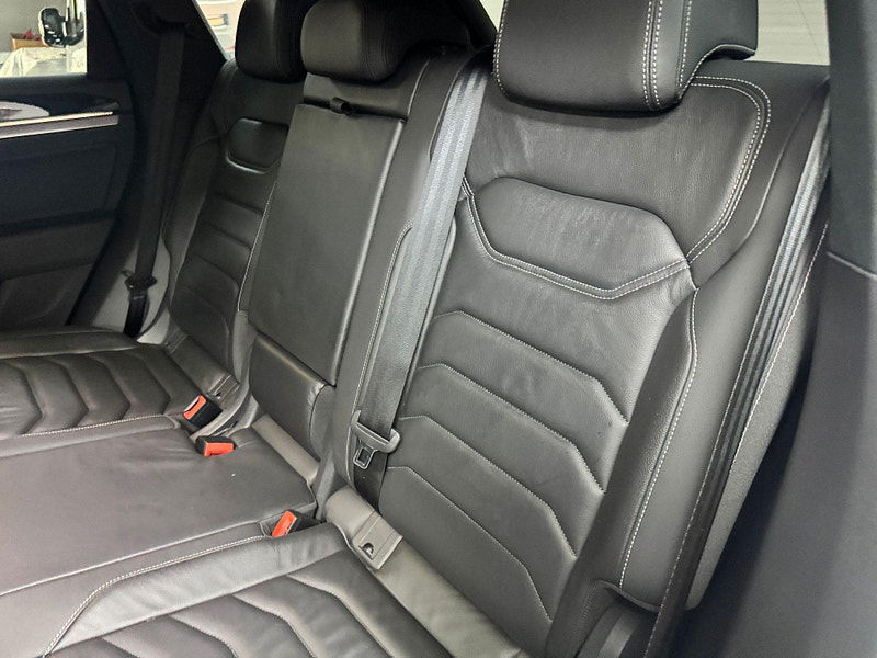Volkswagen Touareg 3.0 TDI V6 R-Line Tiptronic 4Motion Euro 6 (s/s) 5dr 5dr Automatic 2025