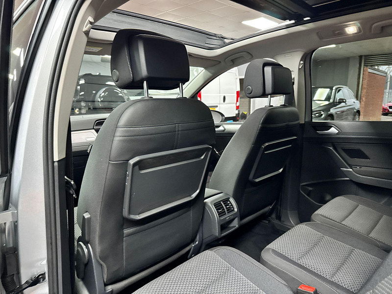 Volkswagen Touran 1.6 TDI SE Family Euro 6 (s/s) 5dr 5dr Manual 2026