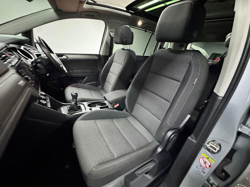 Volkswagen Touran 1.6 TDI SE Family Euro 6 (s/s) 5dr 5dr Manual 2026