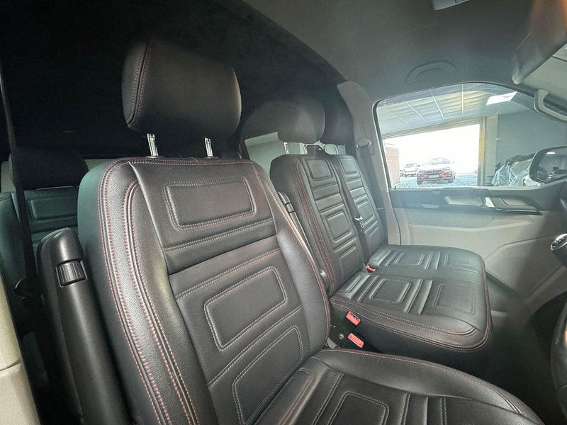 Volkswagen Transporter 2.0 BiTDI T30 BlueMotion Tech Highline FWD LWB Euro 6 (s/s) 5dr 5dr Manual 2025