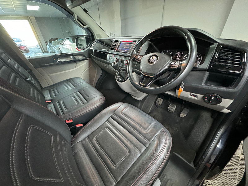 Volkswagen Transporter 2.0 BiTDI T30 BlueMotion Tech Highline FWD LWB Euro 6 (s/s) 5dr 5dr Manual 2025