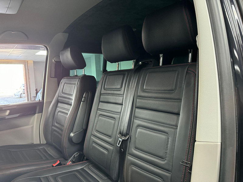 Volkswagen Transporter 2.0 BiTDI T30 BlueMotion Tech Highline FWD LWB Euro 6 (s/s) 5dr 5dr Manual 2025
