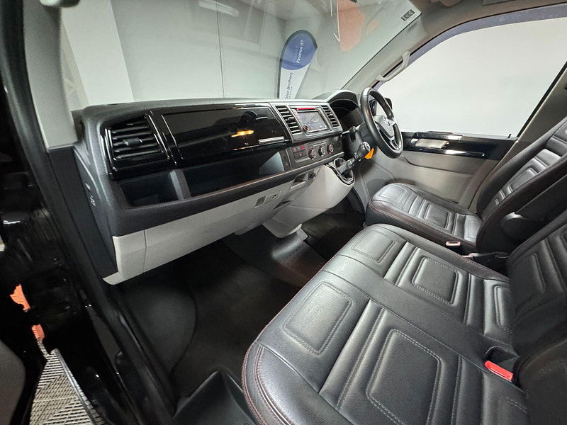 Volkswagen Transporter 2.0 BiTDI T30 BlueMotion Tech Highline FWD LWB Euro 6 (s/s) 5dr 5dr Manual 2025