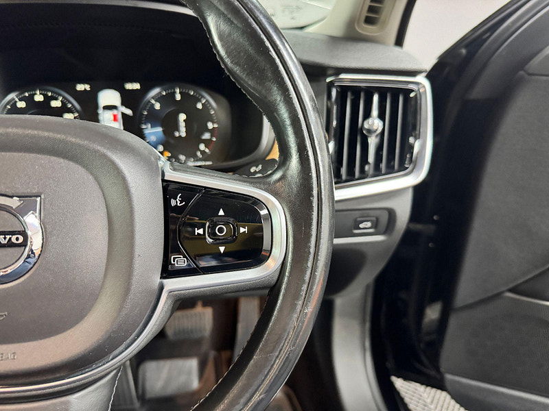 Volvo S90 2.0 D4 Inscription Auto Euro 6 (s/s) 4dr 4dr Automatic 2025