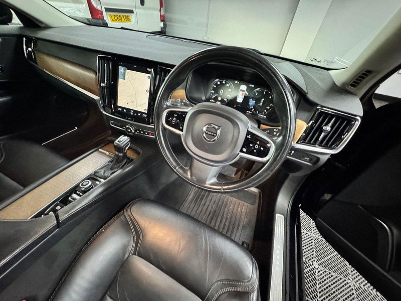 Volvo S90 2.0 D4 Inscription Auto Euro 6 (s/s) 4dr 4dr Automatic 2025