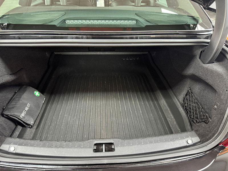 Volvo S90 2.0 D4 Inscription Auto Euro 6 (s/s) 4dr 4dr Automatic 2025