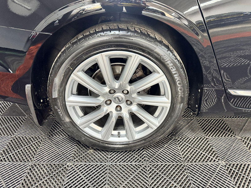 Volvo S90 2.0 D4 Inscription Auto Euro 6 (s/s) 4dr 4dr Automatic 2025