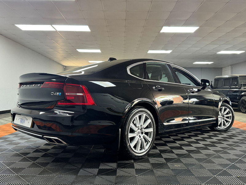 Volvo S90 2.0 D4 Inscription Auto Euro 6 (s/s) 4dr 4dr Automatic 2025