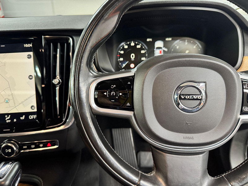 Volvo S90 2.0 D4 Inscription Auto Euro 6 (s/s) 4dr 4dr Automatic 2025