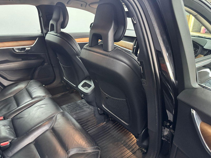 Volvo S90 2.0 D4 Inscription Auto Euro 6 (s/s) 4dr 4dr Automatic 2025