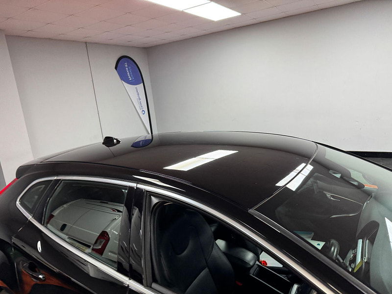 Volvo V40 2.0 D2 Inscription Euro 6 (s/s) 5dr 5dr Manual 2025