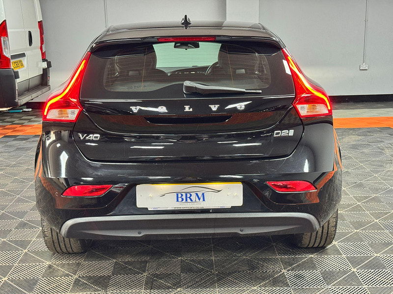 Volvo V40 2.0 D2 Inscription Euro 6 (s/s) 5dr 5dr Manual 2025