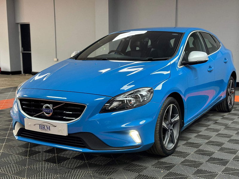 Volvo V40 2.0 D2 R-Design Nav Euro 6 (s/s) 5dr 5dr Manual 2025