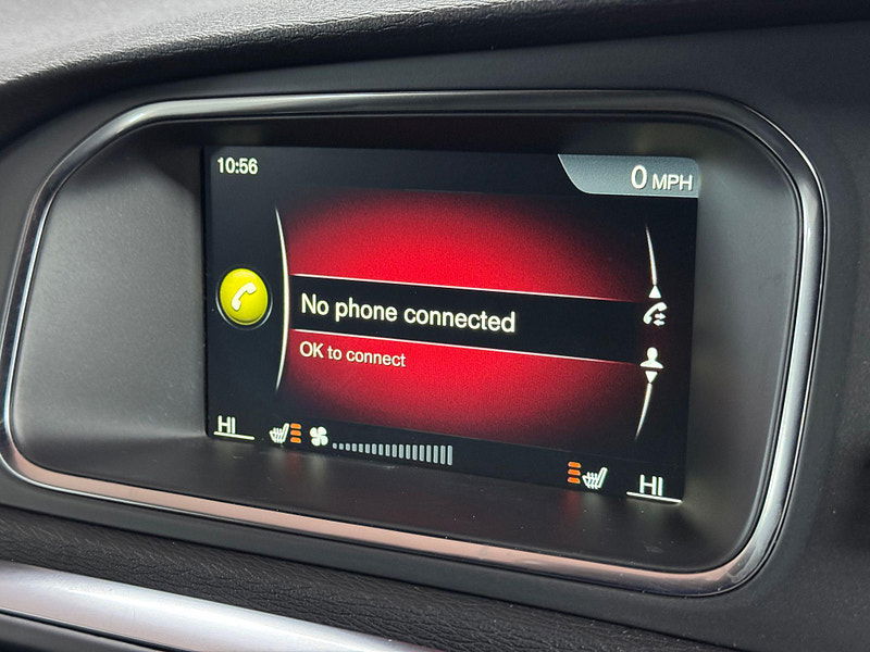 Volvo V40 2.0 D3 R-Design Nav Auto Euro 6 (s/s) 5dr 5dr Automatic 2025