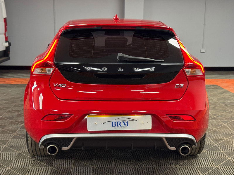 Volvo V40 2.0 D3 R-Design Nav Auto Euro 6 (s/s) 5dr 5dr Automatic 2025