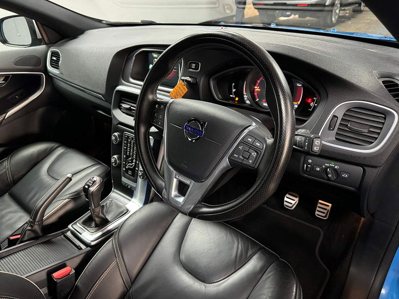 Volvo V40 2.0 D4 R-Design Lux Nav Euro 6 (s/s) 5dr 5dr Manual 2025