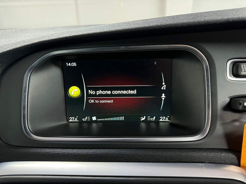 Volvo V40 2.0 D4 R-Design Lux Nav Euro 6 (s/s) 5dr 5dr Manual 2025
