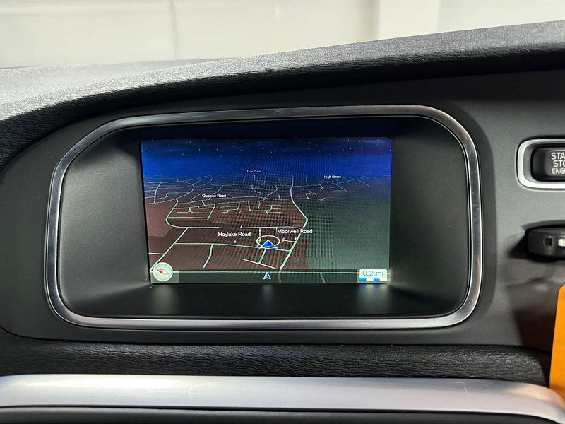 Volvo V40 2.0 D4 R-Design Lux Nav Euro 6 (s/s) 5dr 5dr Manual 2025