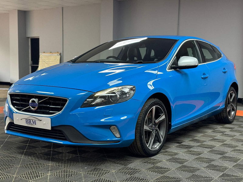 Volvo V40 2.0 D4 R-Design Lux Nav Euro 6 (s/s) 5dr 5dr Manual 2025
