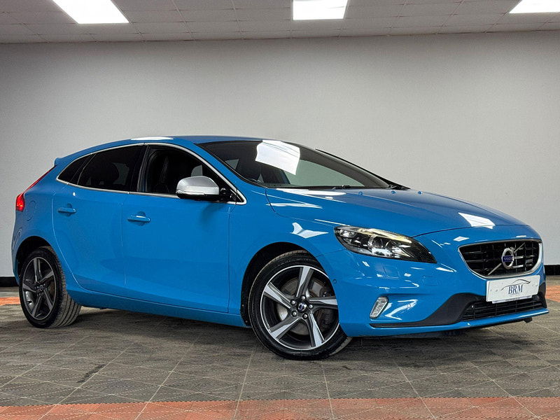 Volvo V40 2.0 D4 R-Design Lux Nav Euro 6 (s/s) 5dr 5dr Manual 2025