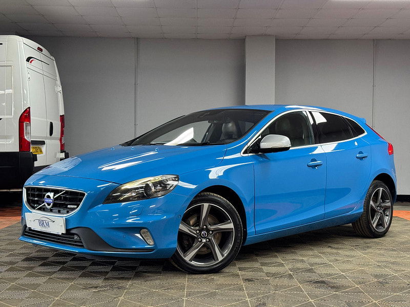 Volvo V40 2.0 D4 R-Design Lux Nav Euro 6 (s/s) 5dr 5dr Manual 2025