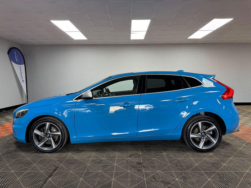 Volvo V40 2.0 D4 R-Design Lux Nav Euro 6 (s/s) 5dr 5dr Manual 2025