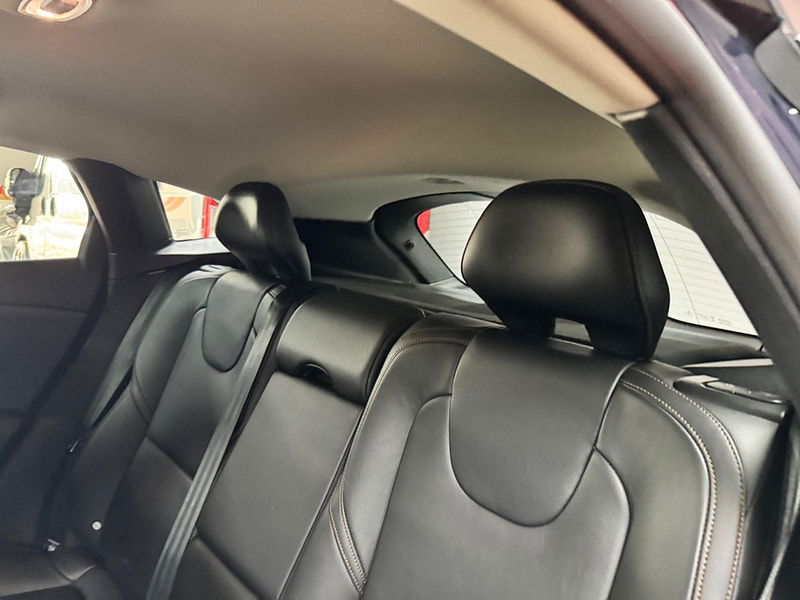 Volvo V40 Cross Country 2.0 D3 Lux Nav Euro 6 (s/s) 5dr 5dr Manual 2025