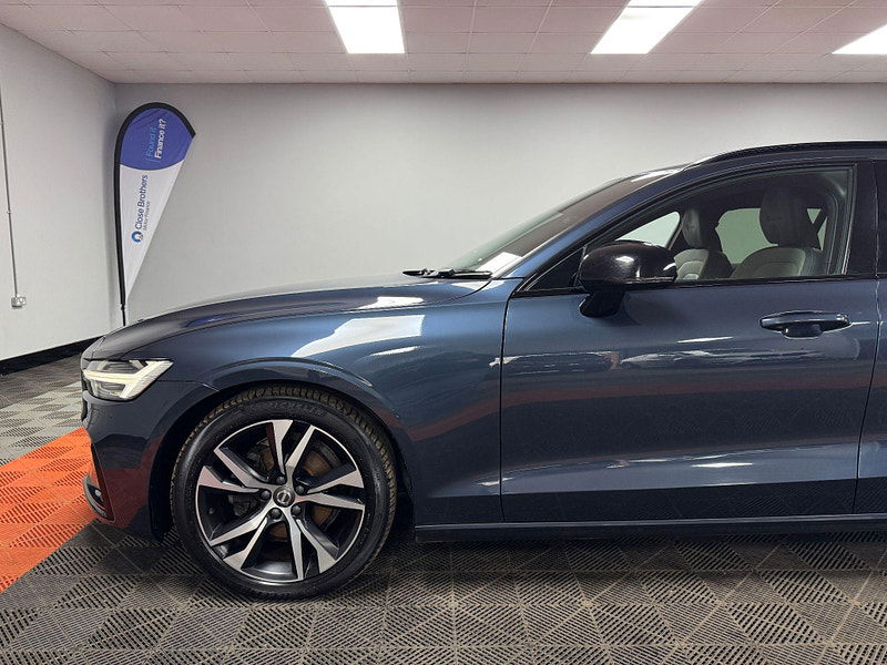 Volvo V60 2.0 D3 R-Design Plus Euro 6 (s/s) 5dr 5dr Manual 2025