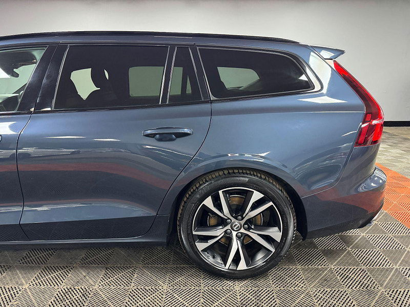 Volvo V60 2.0 D3 R-Design Plus Euro 6 (s/s) 5dr 5dr Manual 2025