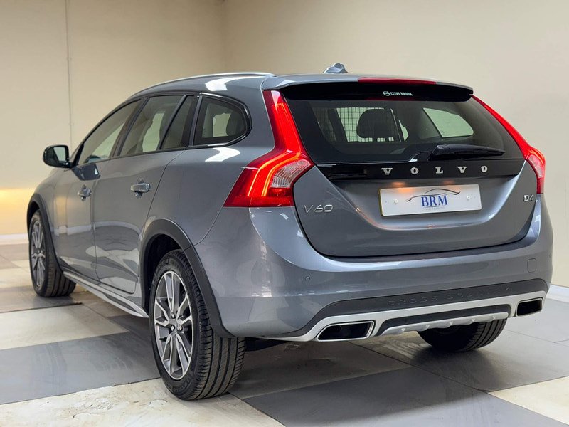 Volvo V60 cross country 2.0 D4 Lux Nav Euro 6 (s/s) 5dr 5dr Manual 2024